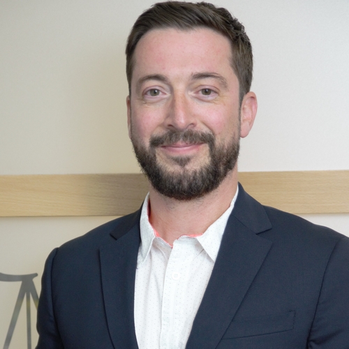 fraude-documentaire-emeric-desnoix