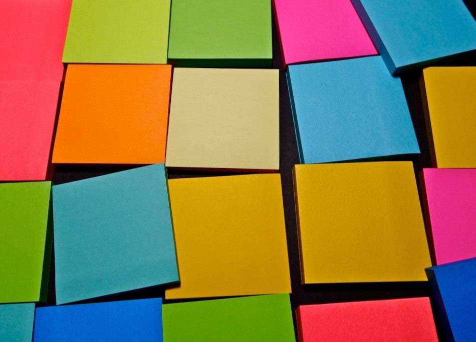 Jetez vos post-il et passez au numérique ! (Dean Hochman via Visual hunt / CC BY) post-it