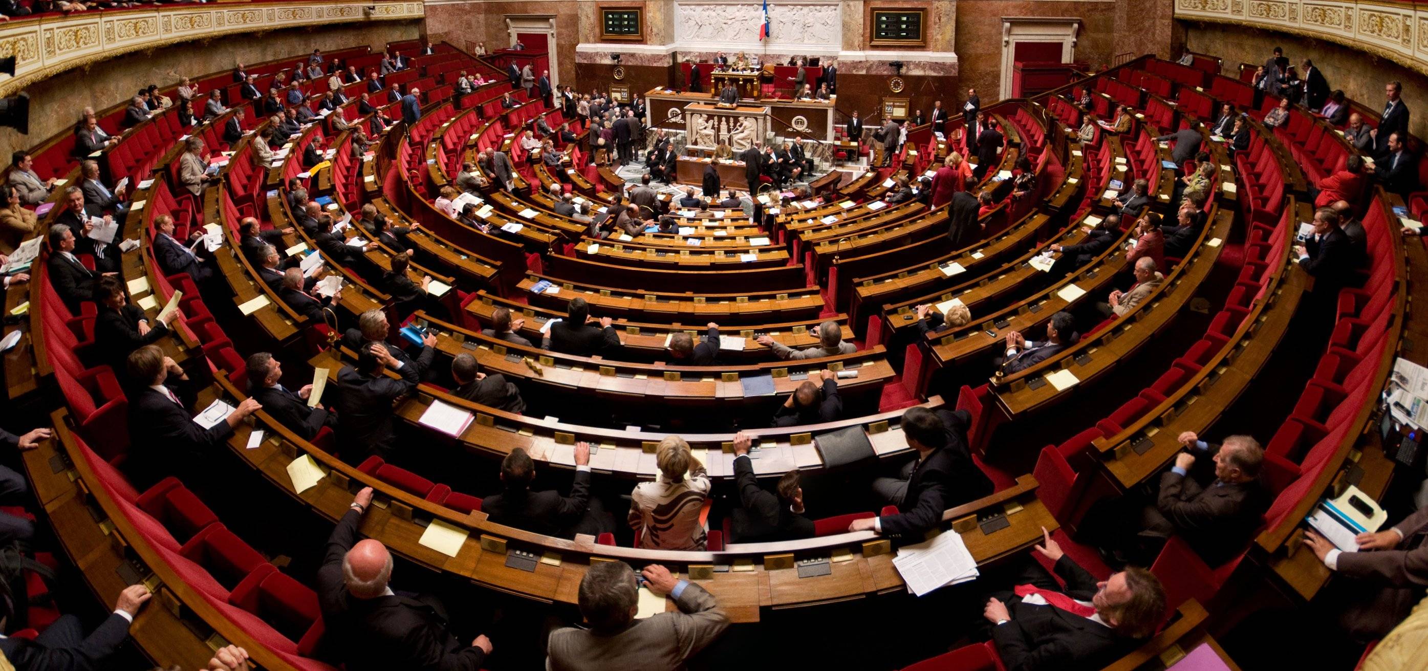 Les députés votent les lois à l'Assemblée nationale. crédits : wikipedia.org assemblée nationale