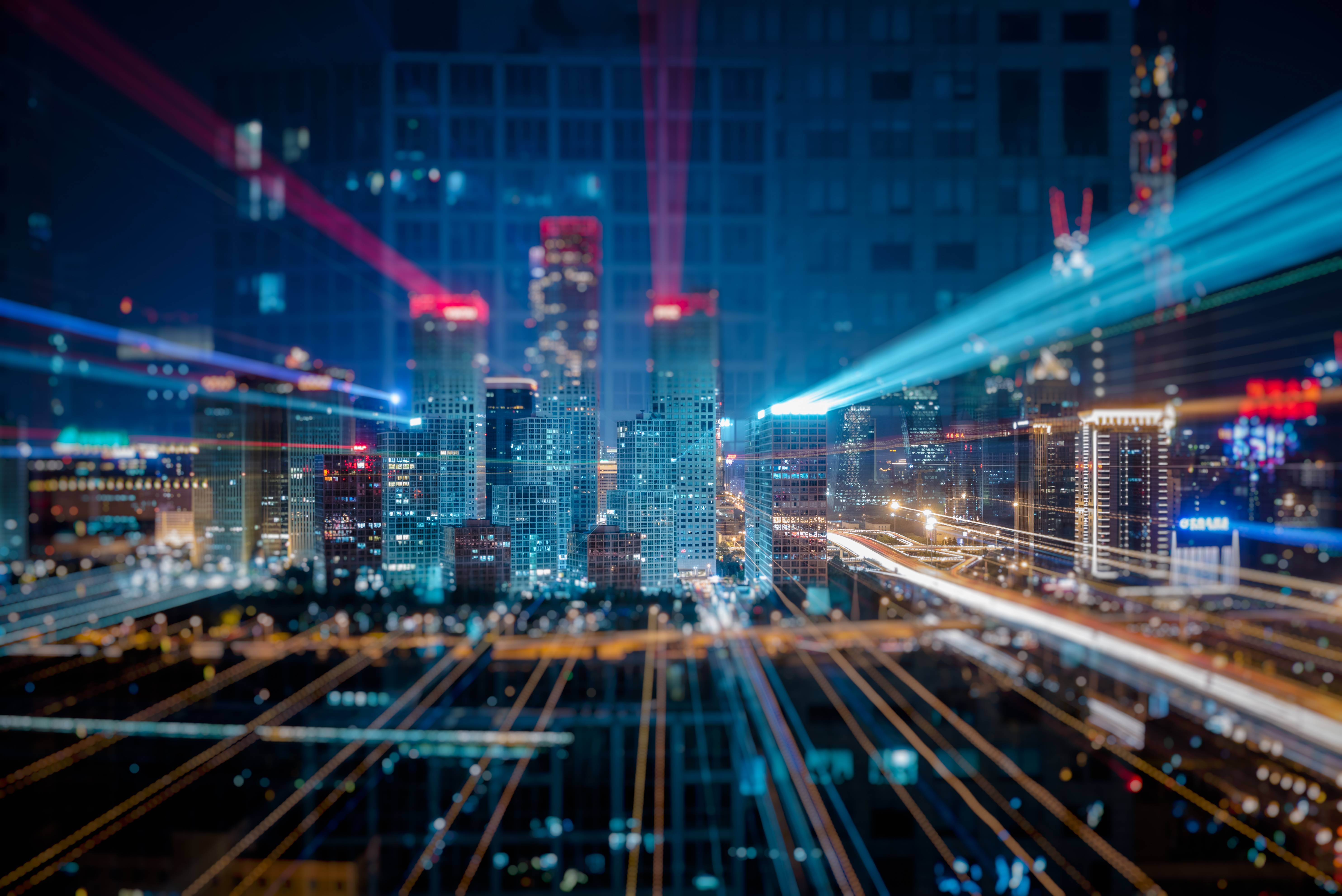 Les grands projets d’infrastructures se caractérisent par des enjeux techniques et financiers énormes qui impactent les méthodes de gestion de l’information à travers tout le cycle de vie et nécessitent une solution adaptée. (crédit : Freepik)