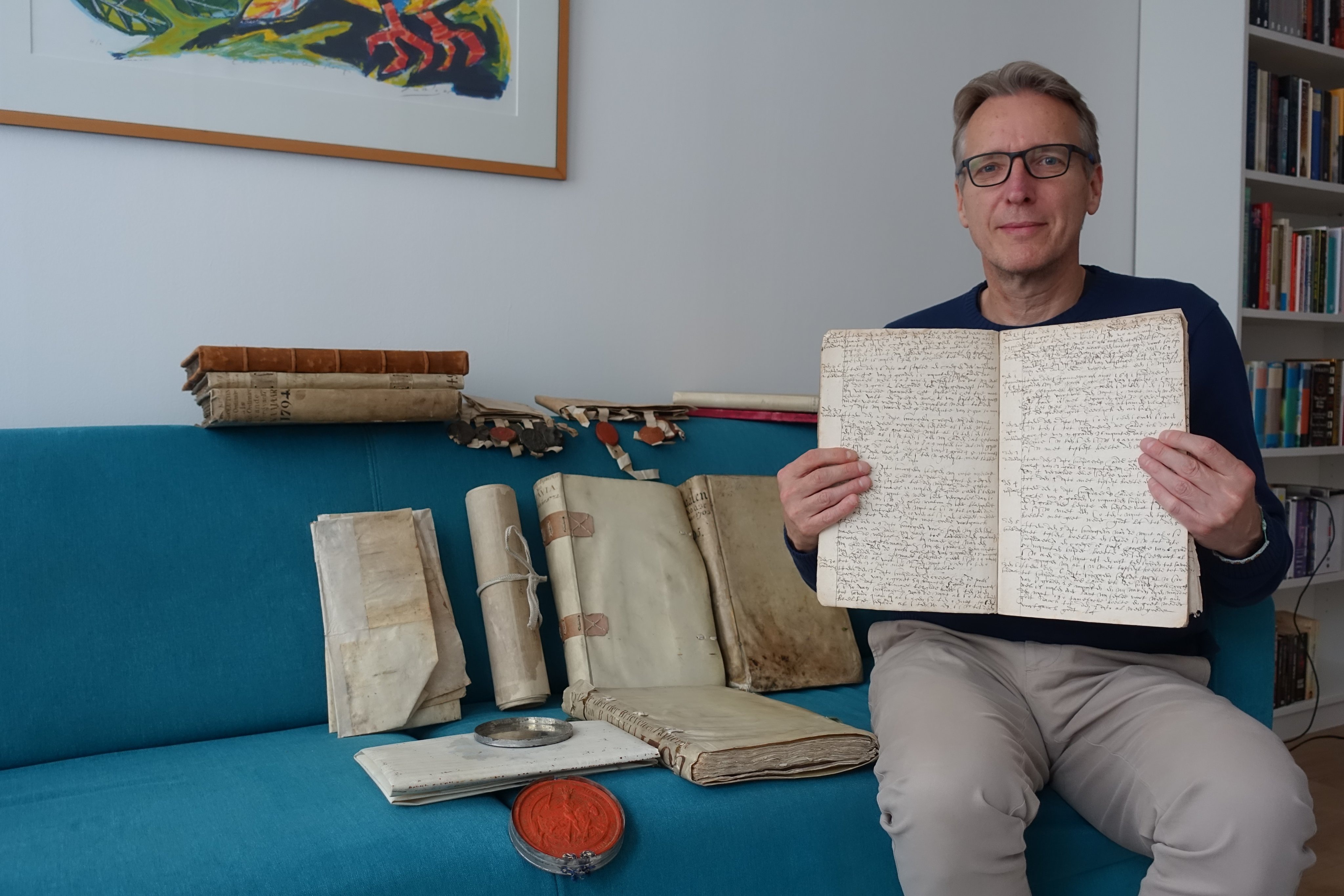 "Des archives qui offrent un aperçu fascinant des événements en Europe, en Inde, en Indonésie, en Afrique du Sud et en Amérique latine (Arthur Brand) archives-Compagnie-neerlandaise-Indes-orientales-retrouvees-dix-ans-apres-disparition