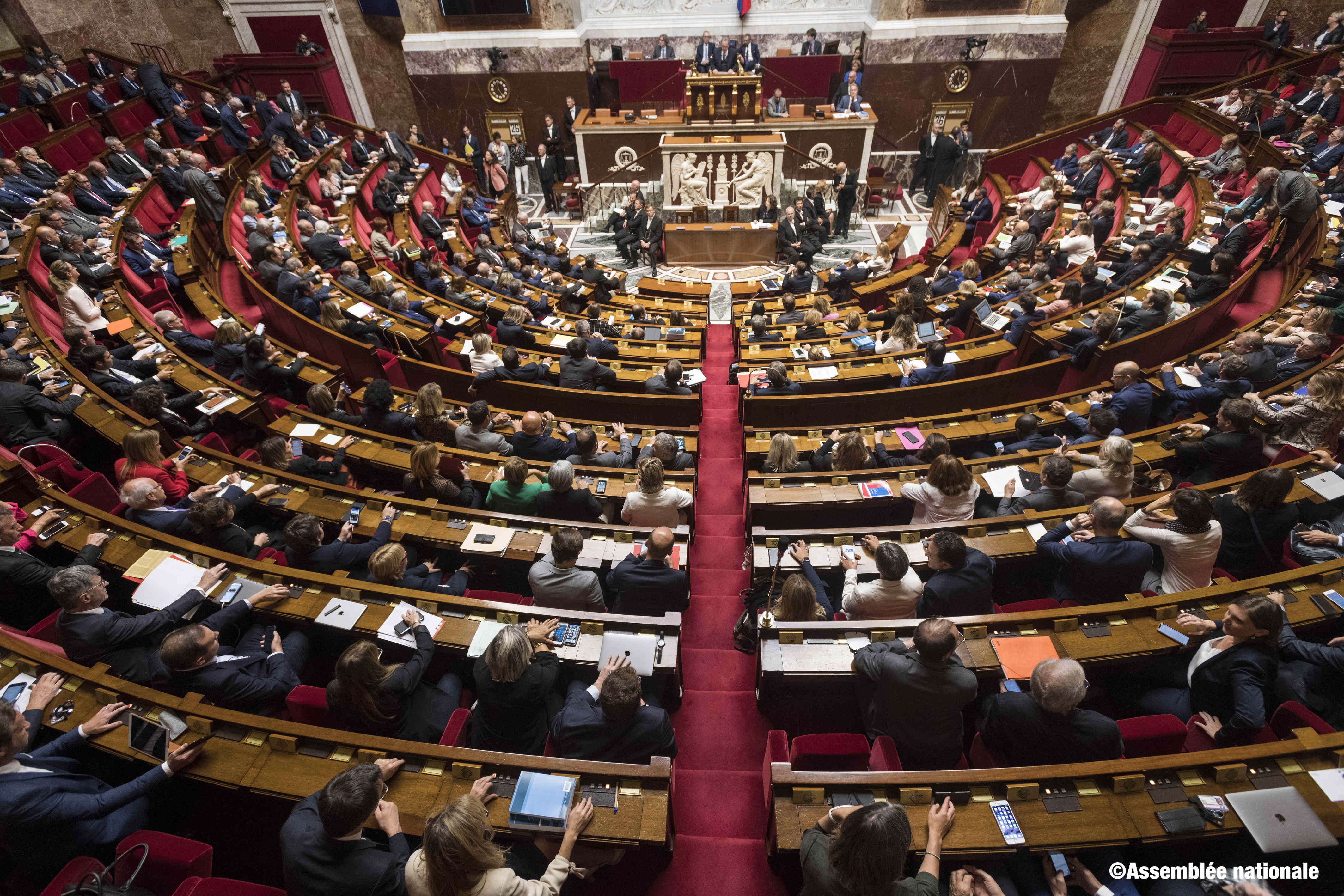 L'article 19 du projet de loi PATR a été adopté le 2 juin 2021 (Assemblée nationale) Accès aux archives : l'Assemblée nationale adopte un article controversé