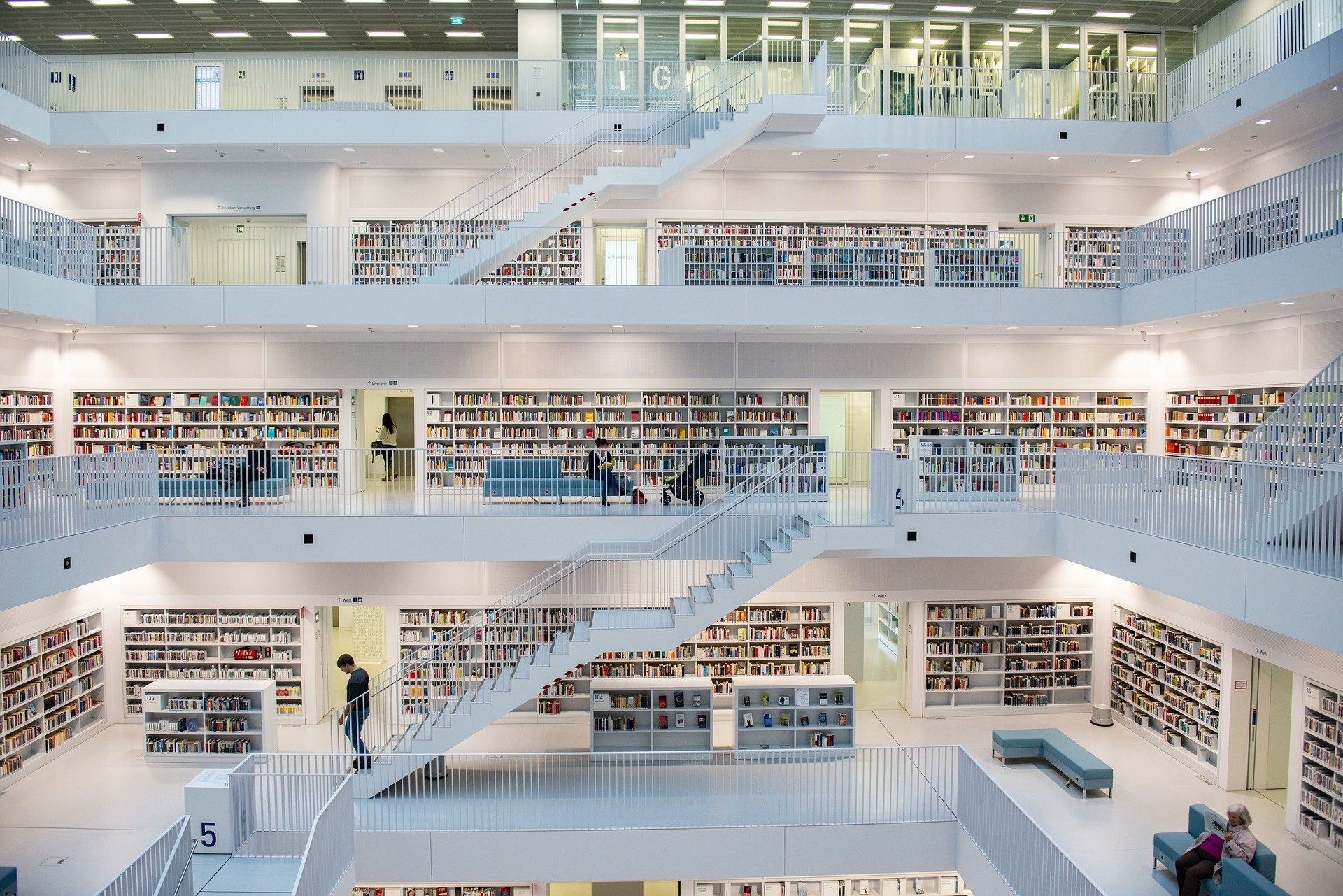 La plateforme BGM éditée par GMInvent s'est rapidement imposée dans de très nombreuses bibliothèques. (crédits : Oli Götting - Pixabay) sigb_bibliothèques_bgm_gminvent
