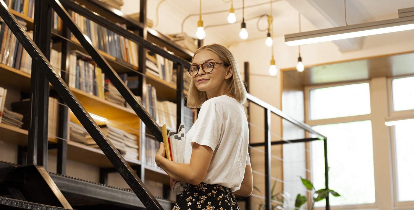 Les bibliothèques publiques ont mobilisé 1,7 milliard d’euros en 2022. (freepik) Bibliotheques-municipales-leurs-couts-fonctionnement-elevent-1-7-milliard-euros