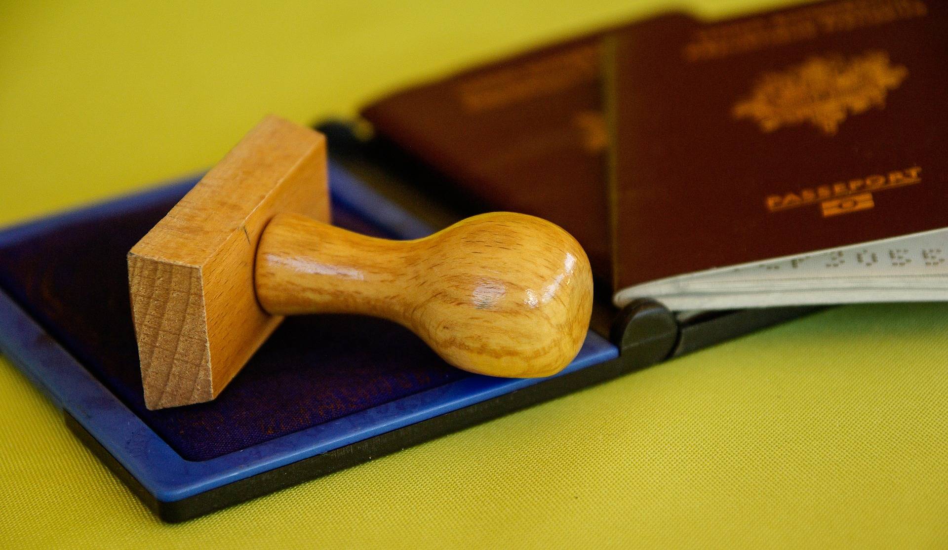 Entre 3 et 6% des pièces d'identité émises chaque année par l'Etat seraient établies à partir de faux documents (jackmac34/Pixabay) Entre 3 et 6% des pièces d'identité émises chaque année par l'Etat seraient établies à partir de faux documents (jackmac34/Pixabay)
