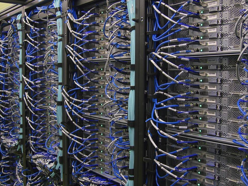 Un objectif de 5 milliards d'archives d'ici 2020 (Pixabay / dlohner)