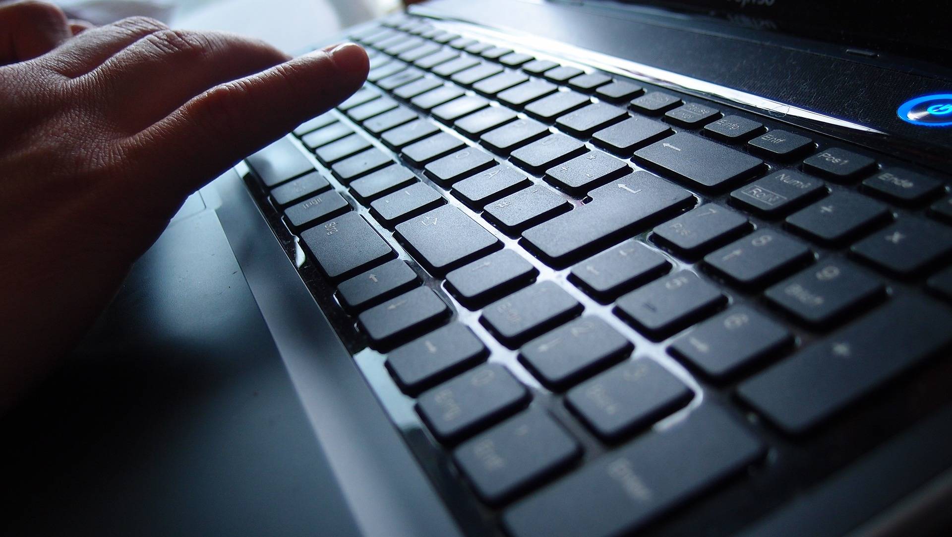 L’analyse exclusive des sources de presse traditionnelle est désormais révolue (Pixabay/TBIT)