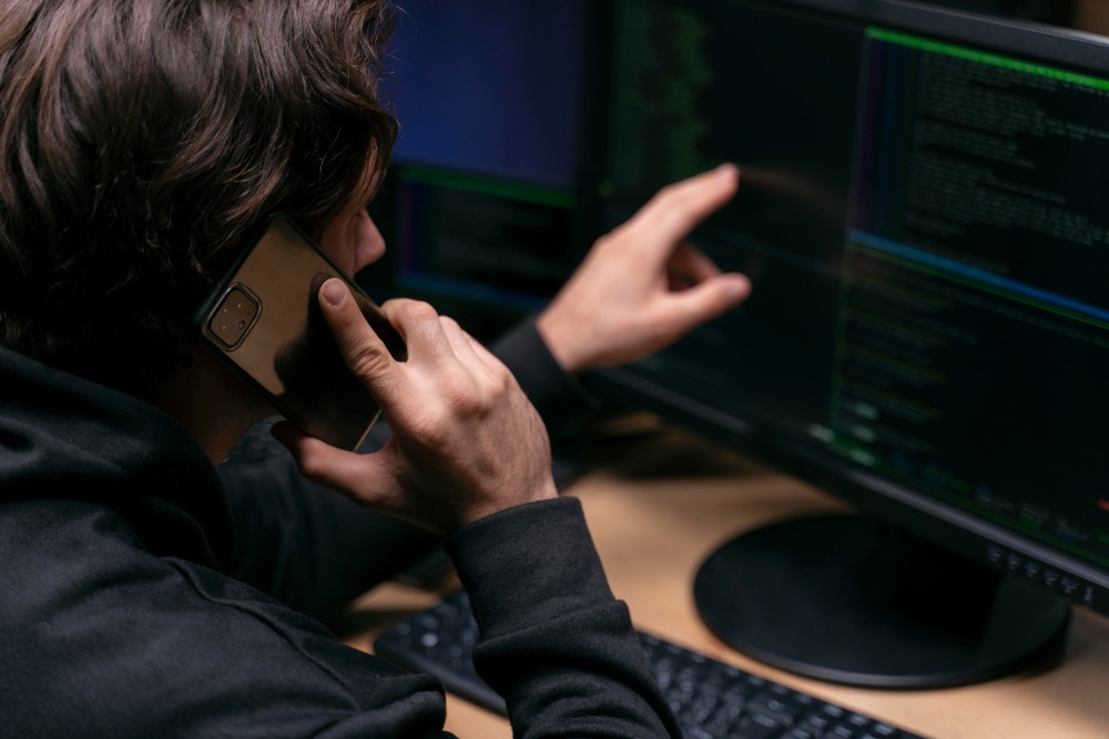 17cyber.gouv.fr est destiné aux particuliers, aux entreprises et aux collectivités (Freepik Premium) victime-cybermalveillance-17-cyber-gouv-fr-pour-vous