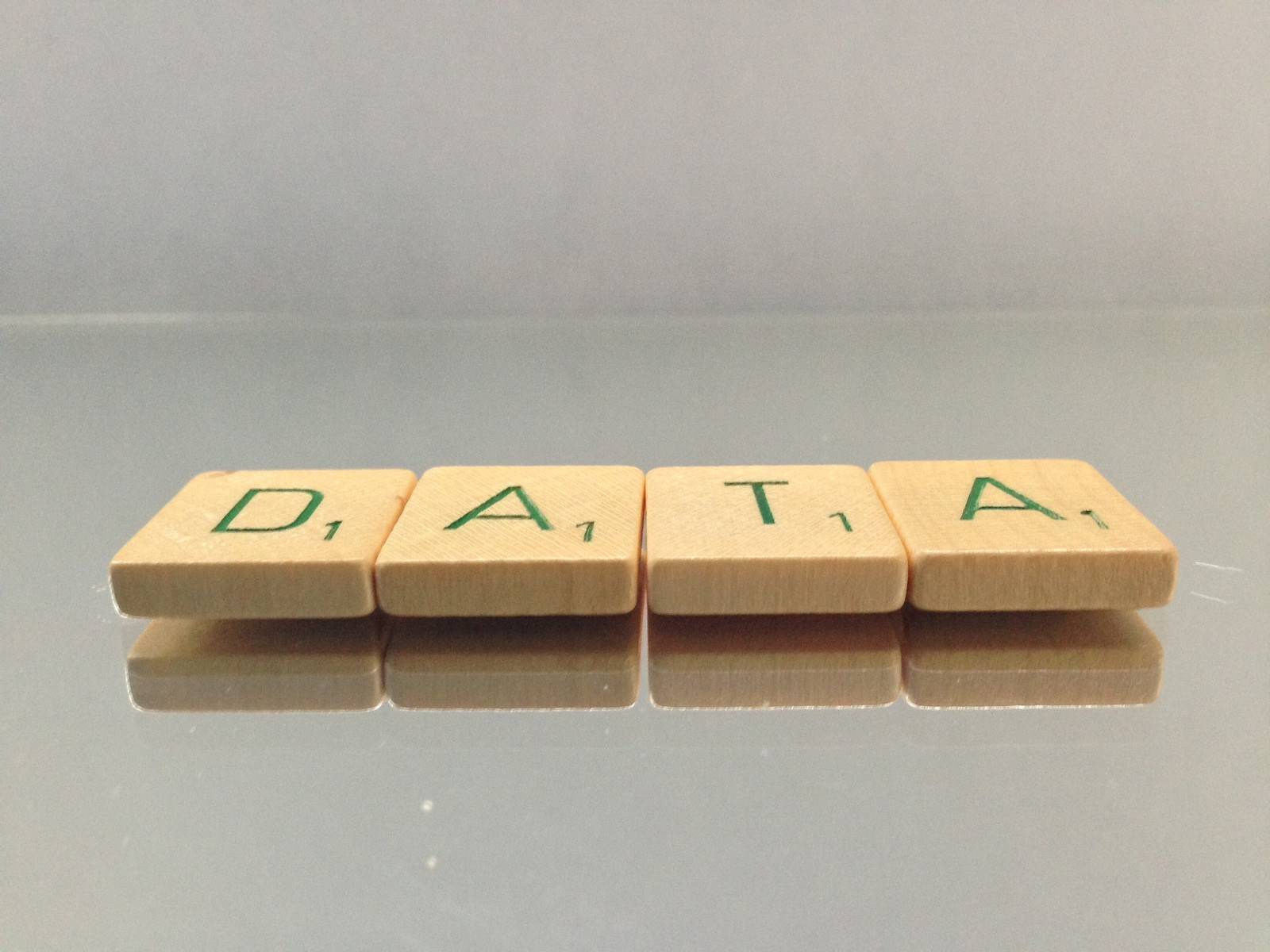 La conférence aura lieu le vendredi 23 juin 2017, de 9h30 à 17h00 à Paris. (jannekestaaks via Visual Hunt / CC BY-NC) scrabble-data