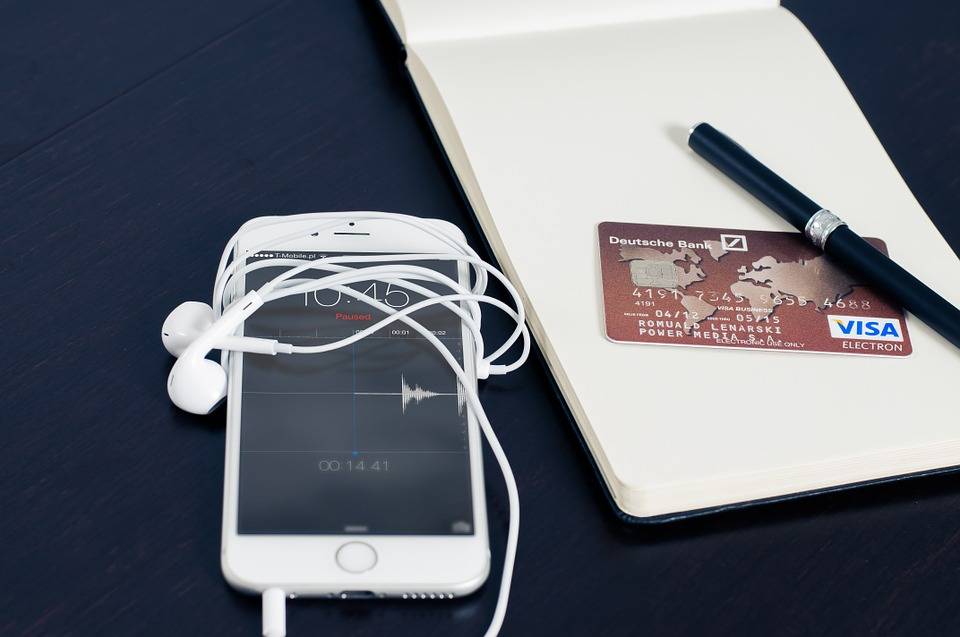 La directive DSP 2 a permis de réduire la fraude bancaire (Pixabay FirmBee)