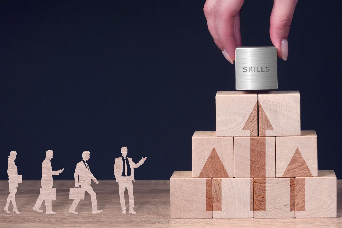 Concernant le format de formation, le choix entre présentiel et distanciel, voire un mix des deux est apprécié par plus d’un répondant sur deux. (Canva) formation-competences-barometre-2023-infodoc