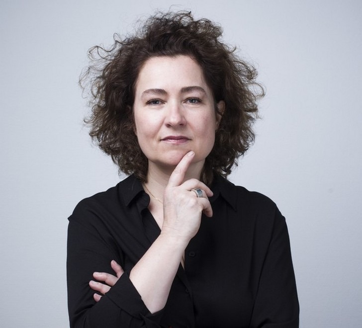 Dans un monde où l'information est omniprésente et instantanée, notre capacité à la traiter et à y faire face est mise à rude épreuve. La fatigue informationnelle s'invite désormais dans le monde du travail (Guénaëlle Gault).