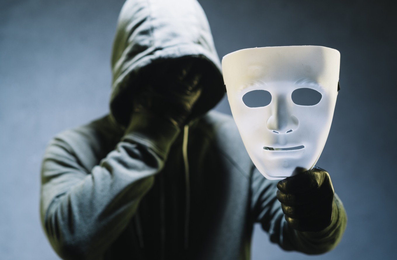 piratage-identite-numerique-risque-danger-cybersecurite