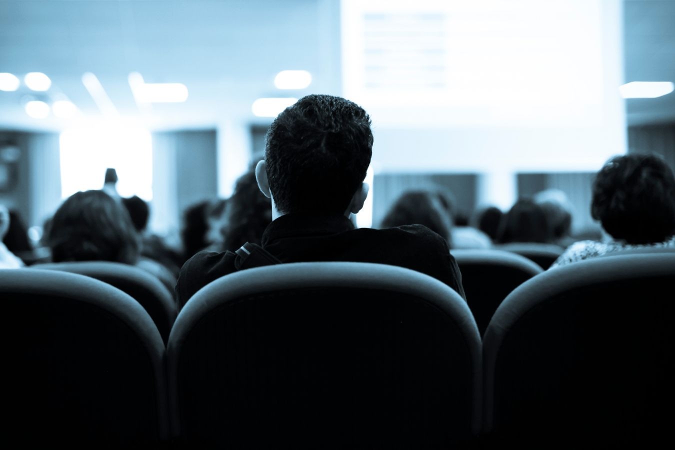 L’Association belge de documentation organise tous les ans la journée d’étude Inforum. (Canva) association-belge-documentation-inforum2022