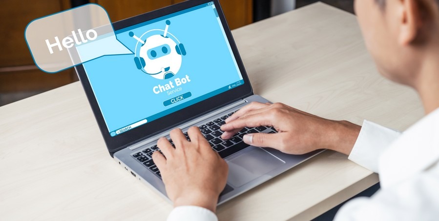 L'intégration de chatbots IA dans les logiciels de veille permet d'interroger l'outil en langage naturel et d'obtenir des réponses précises et argumentées (Frolopiaton Palm/Freepik)