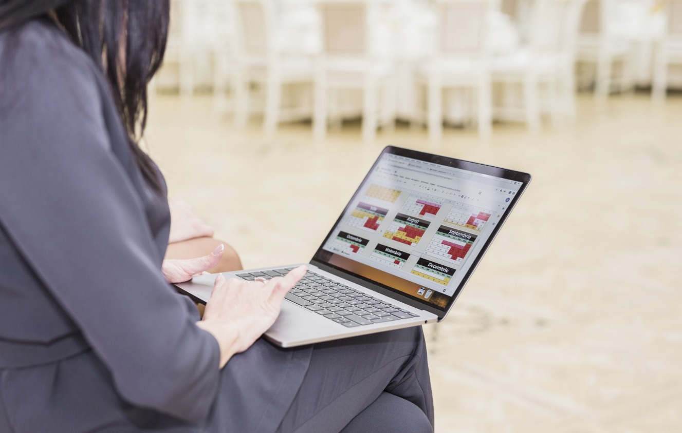 ordinateur-business-travail-dematerialisation-digital-workplace-reunion