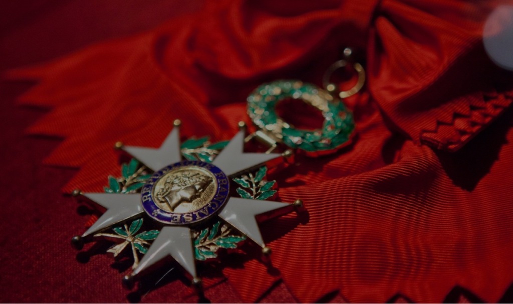 Les archives de la grande chancellerie de la Légion d'honneur représentent 2,5 km linéaires de documents (Grande chancellerie de la Légion d’honneur) nouvel-ecrin-archives-legion-honneur