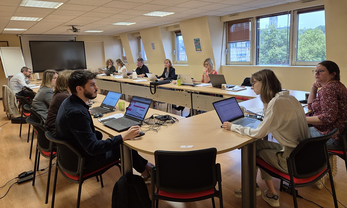Réunion de travail du Croec autour du nettoyage numérique. (DR) croec-nettoyage-numerique