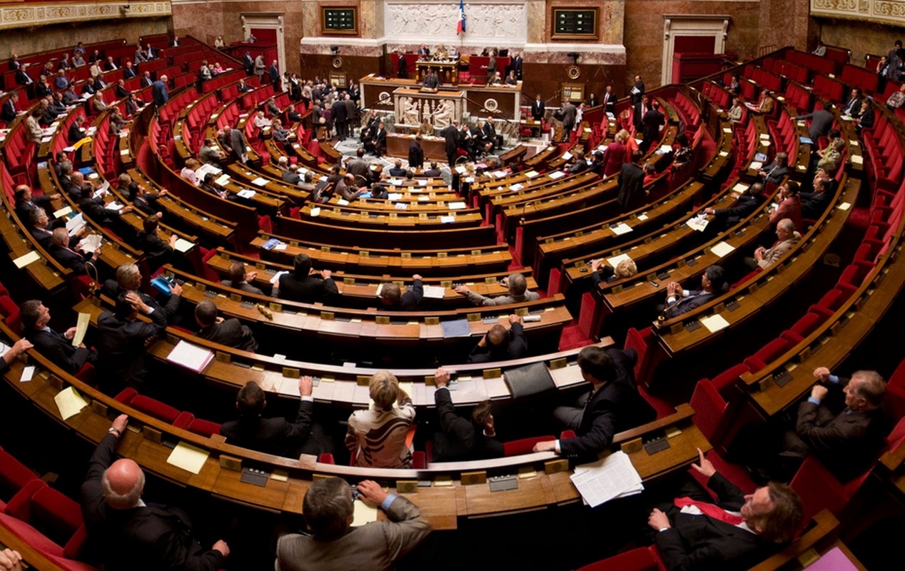loi-securisation-regulation-espace-numerique-adoption-parlement-france