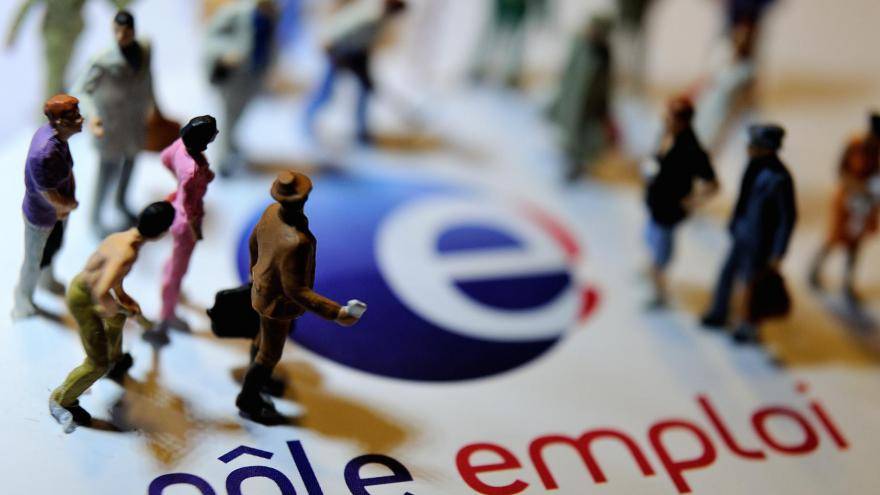 Les réseaux sociaux concurrencent Pôle emploi (AFP)