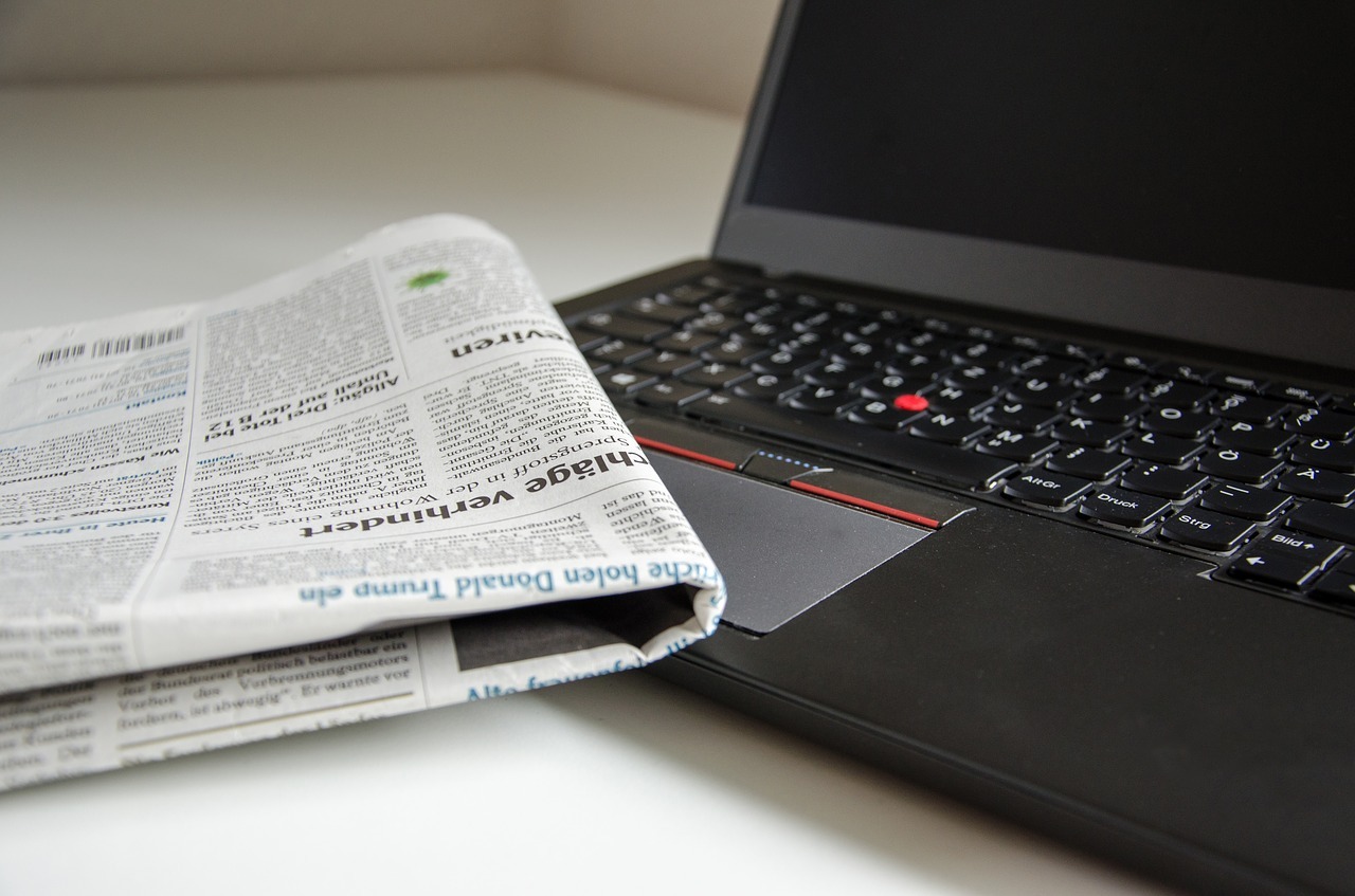 76 % des personnes interrogées déclarent avoir lu un ou plusieurs articles de presse au cours des douze derniers mois (Pixabay / USA-Reiseblogger) La presse se lit désormais presqu'autant au format numérique que sur papier