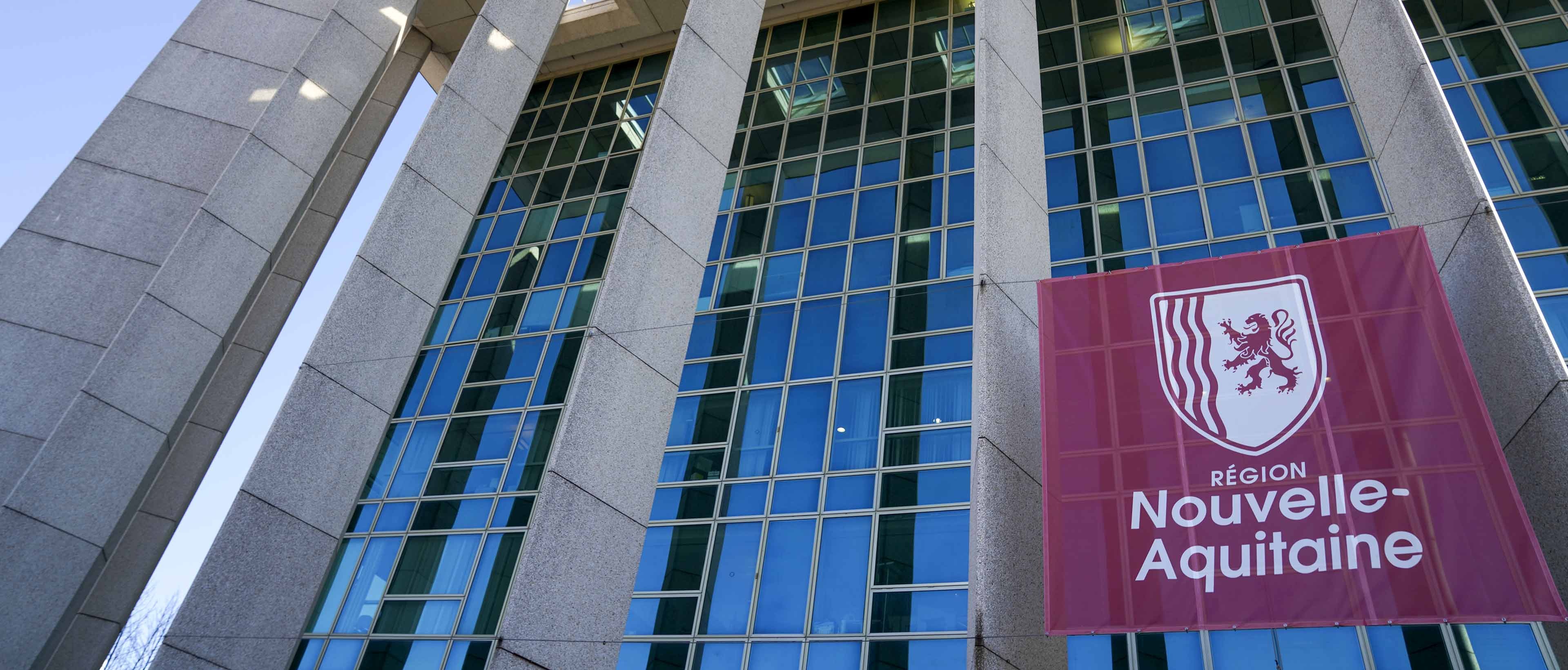 La plus grande région de France s'est équipée d'un nouveau portail pour diffuser efficacement l'information à l'ensemble de ses agents. Region Nouvelle Aquitaine