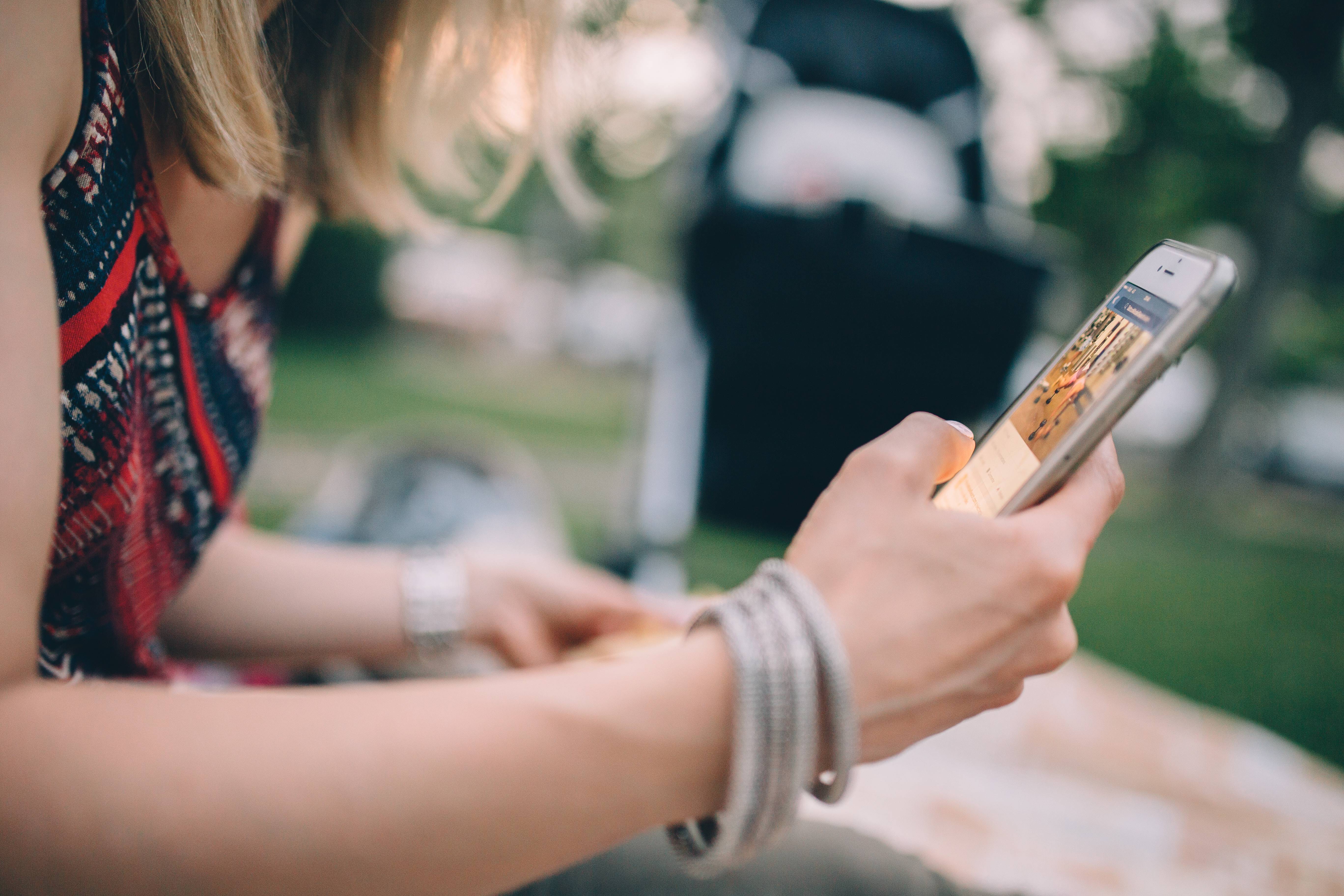 Notre mémoire se délocalise sur nos smartphones (Negative Space)