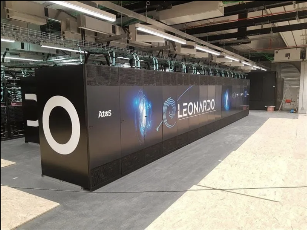 Leonardo aura à terme une puissance de calcul de 250 pétaflops (Cineca) stockage-100-petaoctets-Atos-devoile-supercalculateur-Leonardo