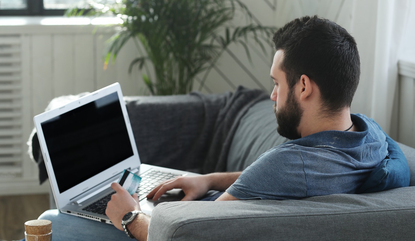 teletravail-home-office-ordinateur