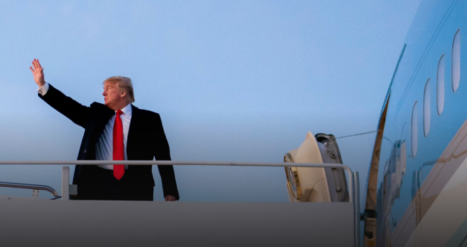 Donald Trump lors de son départ de la Maison-Blanche (White House)