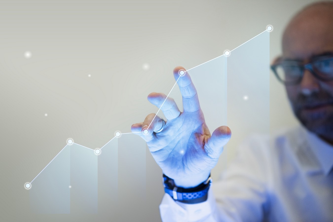 « Les outils d’ECM ne sont pas en train de disparaître au profit de la data » Paul Terray, Sollan. (rawpixel.com/Freepik) data-documents-gouvernance-information