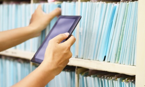 L’open data, un levier stratégique pour la mission de service public des Archives nationales (Freepik).