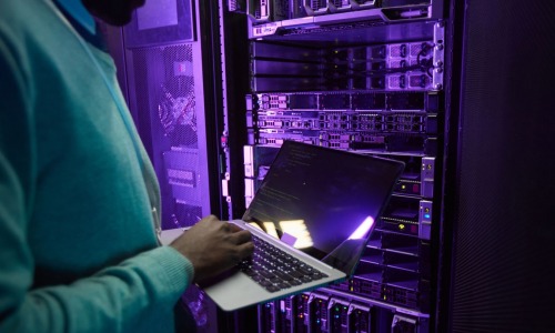 IT-depenses-mondiales-croissance-ia-cloud