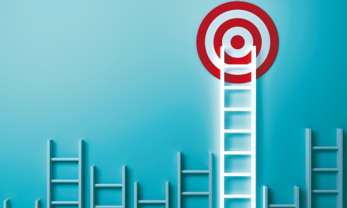 Si 1 organisation sur 5 possède une vision globale de sa gouvernance de l'information en 2022, 60 % des organisations mettent en place une GI numérique, des documents et des données. (Masterzphotofo / adobeStock) gouvernance-information-2022