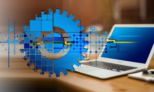 XELIANS intègre le back-office open source pour composer la solution Xelians Archives Management. (Pixabay/Gerd Altmann) transformation-digitale-visualisation-ordinateur